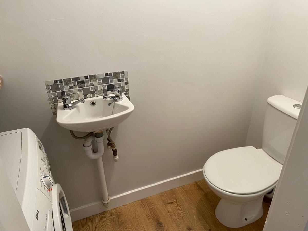Thornton - Stylish 3 Bed Terraced House With Free Parking Villa Darlington  Exterior photo